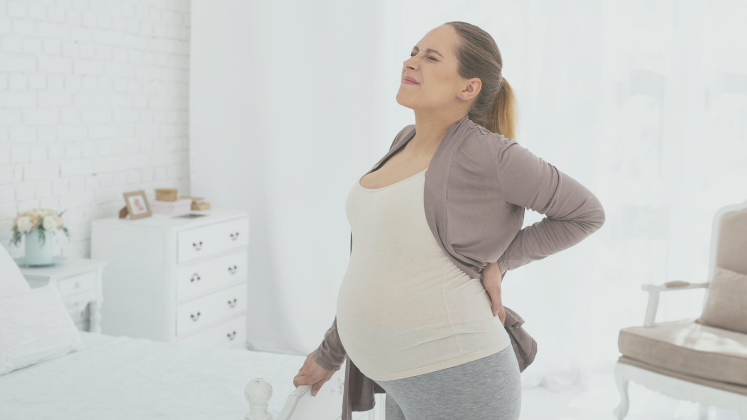Effektive Hilfe bei Rückenschmerzen in der Schwangerschaft: Einfache Tipps und Tricks